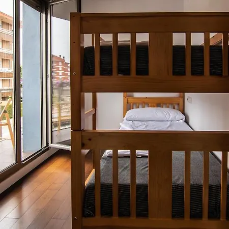 Max House *